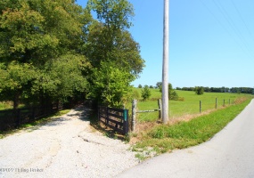 960 Christianburg Rd, Shelbyville, Kentucky 40065, ,Land,For Sale,Christianburg,1622376