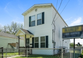 2528 Cedar St, Louisville, Kentucky 40212, 3 Bedrooms Bedrooms, 5 Rooms Rooms,2 BathroomsBathrooms,Rental,For Rent,Cedar,1635146