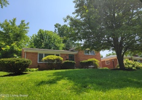 1608 Whippoorwill Rd, Louisville, Kentucky 40213, 3 Bedrooms Bedrooms, 6 Rooms Rooms,2 BathroomsBathrooms,Rental,For Rent,Whippoorwill,1637482