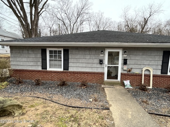 2712 Hillside Terrace, Louisville, Kentucky 40206, 2 Bedrooms Bedrooms, 4 Rooms Rooms,1 BathroomBathrooms,Rental,For Rent,Hillside,1640070