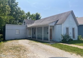 153 Cherry St, New Albany, Indiana 47150, 3 Bedrooms Bedrooms, 5 Rooms Rooms,1 BathroomBathrooms,Rental,For Rent,Cherry,1642377