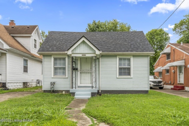 3322 Penway Ave, Louisville, Kentucky 40211, 2 Bedrooms Bedrooms, 4 Rooms Rooms,1 BathroomBathrooms,Rental,For Rent,Penway,1643200