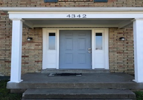 4342 Newport Rd, Louisville, Kentucky 40218, 2 Bedrooms Bedrooms, 4 Rooms Rooms,1 BathroomBathrooms,Rental,For Rent,Newport,1643301