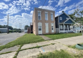 636 Breckenridge St, Louisville, Kentucky 40203, 1 Bedroom Bedrooms, 4 Rooms Rooms,1 BathroomBathrooms,Rental,For Rent,Breckenridge,1644586