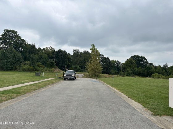 210 Twin Lakes Dr, Vine Grove, Kentucky 40175, ,Land,For Sale,Twin Lakes,1644814