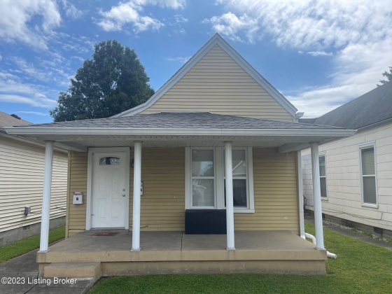 2214 Ekin Ave, New Albany, Indiana 47150, 1 Bedroom Bedrooms, 4 Rooms Rooms,1 BathroomBathrooms,Rental,For Rent,Ekin,1644980