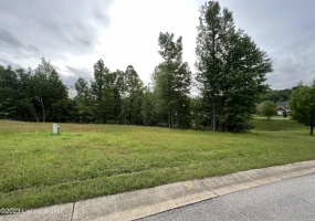 9813 Sunnys Halo Ct, Louisville, Kentucky 40214, ,Land,For Sale,Sunnys Halo,1645232