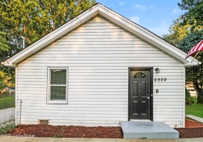 6909 Capella Ln, Louisville, Kentucky 40258, 3 Bedrooms Bedrooms, 7 Rooms Rooms,2 BathroomsBathrooms,Rental,For Rent,Capella,1646006