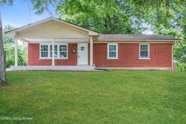 6812 Moorhaven Dr, Louisville, Kentucky 40228, 3 Bedrooms Bedrooms, 7 Rooms Rooms,2 BathroomsBathrooms,Rental,For Rent,Moorhaven,1646203