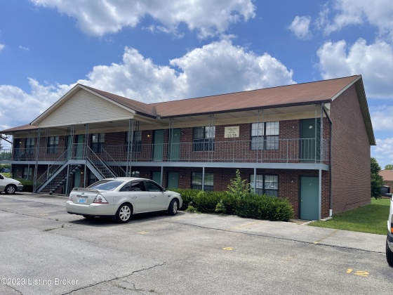 3971 Scenic Trl, Shepherdsville, Kentucky 40165, 1 Bedroom Bedrooms, 4 Rooms Rooms,1 BathroomBathrooms,Rental,For Rent,Scenic,1646235