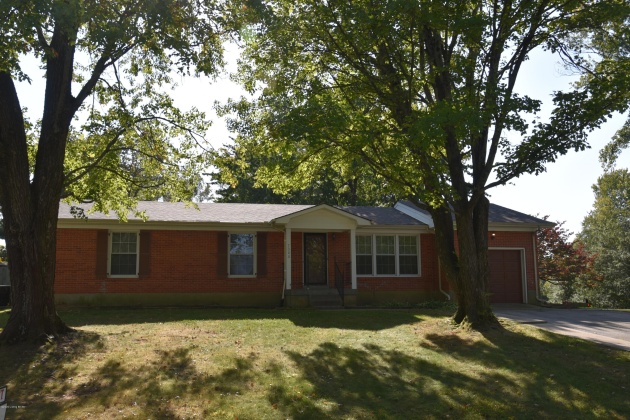 7300 Lark Rd, Crestwood, Kentucky 40014, 3 Bedrooms Bedrooms, 6 Rooms Rooms,2 BathroomsBathrooms,Rental,For Rent,Lark,1646309