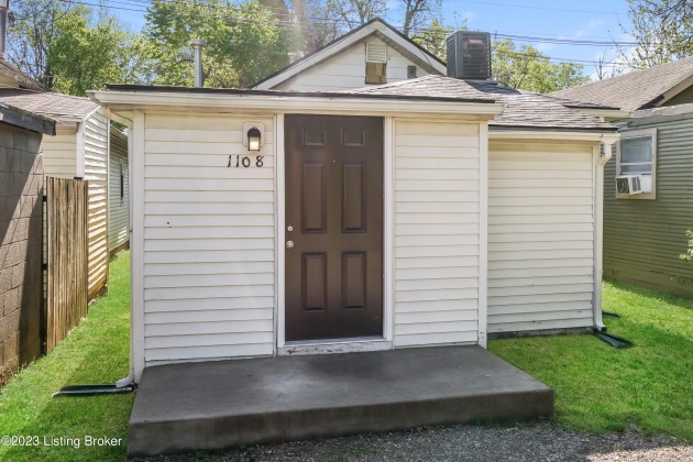 1108 Louis Coleman Jr Dr, Louisville, Kentucky 40211, 3 Bedrooms Bedrooms, 5 Rooms Rooms,2 BathroomsBathrooms,Rental,For Rent,Louis Coleman Jr,1647133