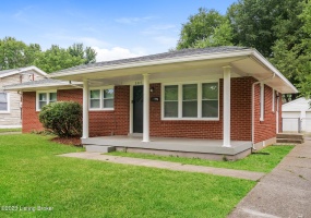 2217 Thistledawn Dr, Louisville, Kentucky 40216, 3 Bedrooms Bedrooms, 6 Rooms Rooms,1 BathroomBathrooms,Rental,For Rent,Thistledawn,1647153