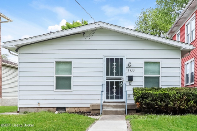 2523 1/2 Greenwood Ave, Louisville, Kentucky 40210, 3 Bedrooms Bedrooms, 5 Rooms Rooms,1 BathroomBathrooms,Rental,For Rent,1/2 Greenwood,1647154