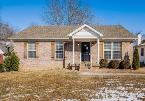 4617 Andalusia Ln, Louisville, Kentucky 40272, 3 Bedrooms Bedrooms, 5 Rooms Rooms,2 BathroomsBathrooms,Rental,For Rent,Andalusia,1647573