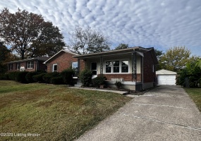 7908 Pickwick Ln, Louisville, Kentucky 40219, 3 Bedrooms Bedrooms, 5 Rooms Rooms,2 BathroomsBathrooms,Rental,For Rent,Pickwick,1648438