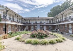 1900-1908 Farnsley Rd, Louisville, Kentucky 40216, ,Multifamily,For Sale,Farnsley,1644222