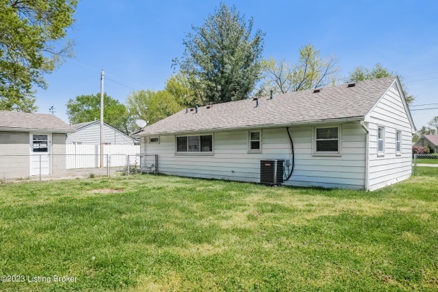 9408 Ponder Ln, Louisville, Kentucky 40272, 3 Bedrooms Bedrooms, 6 Rooms Rooms,2 BathroomsBathrooms,Rental,For Rent,Ponder,1649369