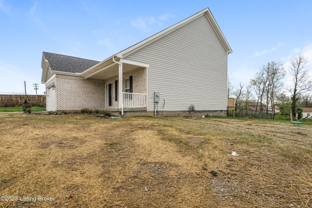 1401 Oldham View Rd, La Grange, Kentucky 40031, 3 Bedrooms Bedrooms, 4 Rooms Rooms,3 BathroomsBathrooms,Rental,For Rent,Oldham View,1650506