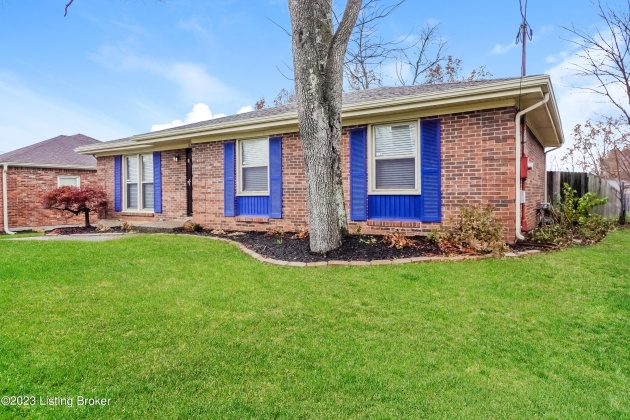 9207 Willowwood Way, Louisville, Kentucky 40299, 3 Bedrooms Bedrooms, 5 Rooms Rooms,2 BathroomsBathrooms,Rental,For Rent,Willowwood,1650945