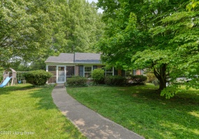 11701 Little Ln, Louisville, Kentucky 40223, 3 Bedrooms Bedrooms, 6 Rooms Rooms,2 BathroomsBathrooms,Rental,For Rent,Little,1651193