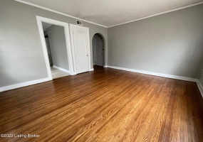 1308 Everett Ave, Louisville, Kentucky 40204, 1 Bedroom Bedrooms, 4 Rooms Rooms,1 BathroomBathrooms,Rental,For Rent,Everett,1651305