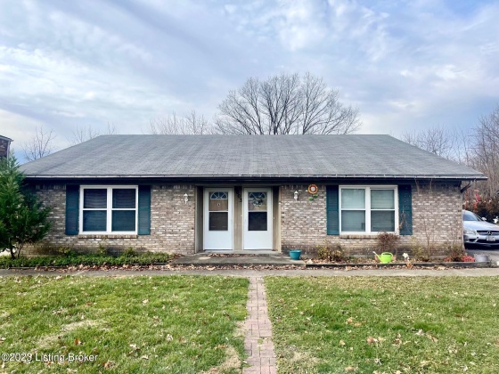 3003 Jason Dr, New Albany, Indiana 47150, 3 Bedrooms Bedrooms, 6 Rooms Rooms,2 BathroomsBathrooms,Rental,For Rent,Jason,1651688