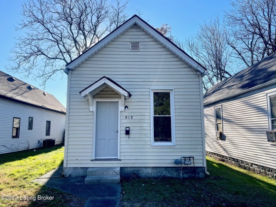 818 Culbertson Ave, New Albany, Indiana 47150, 3 Bedrooms Bedrooms, 6 Rooms Rooms,1 BathroomBathrooms,Rental,For Rent,Culbertson,1651742