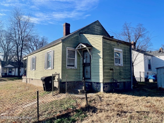 1401 Thornberry Ave, Louisville, Kentucky 40215, 2 Bedrooms Bedrooms, 5 Rooms Rooms,1 BathroomBathrooms,Rental,For Rent,Thornberry,1651776