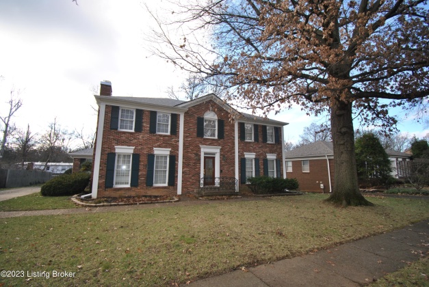 2002 Bainbridge Row Dr, Louisville, Kentucky 40207, 4 Bedrooms Bedrooms, 10 Rooms Rooms,4 BathroomsBathrooms,Rental,For Rent,Bainbridge Row,1651811