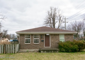 1306 Farmdale Ave, Louisville, Kentucky 40213, 3 Bedrooms Bedrooms, 8 Rooms Rooms,2 BathroomsBathrooms,Rental,For Rent,Farmdale,1651914