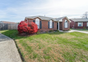 8205 Krystle Ridge Pl, Louisville, Kentucky 40258, 3 Bedrooms Bedrooms, 4 Rooms Rooms,2 BathroomsBathrooms,Rental,For Rent,Krystle Ridge,1652051