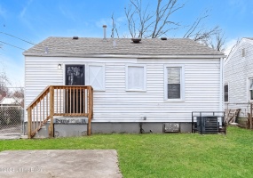 1910 Beech St, Louisville, Kentucky 40210, 2 Bedrooms Bedrooms, 2 Rooms Rooms,1 BathroomBathrooms,Rental,For Rent,Beech,1652195