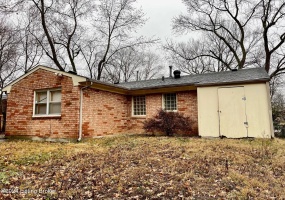 7402 Ronan Dr, Louisville, Kentucky 40258, 3 Bedrooms Bedrooms, 6 Rooms Rooms,1 BathroomBathrooms,Rental,For Rent,Ronan,1652710