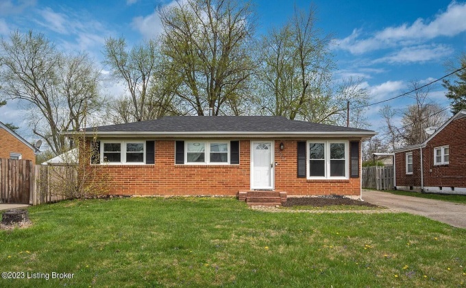 6307 Red Spruce Dr, Louisville, Kentucky 40229, 3 Bedrooms Bedrooms, 6 Rooms Rooms,2 BathroomsBathrooms,Rental,For Rent,Red Spruce,1653474