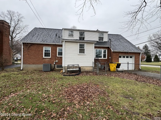 129 Heady Ave, Louisville, Kentucky 40207, 4 Bedrooms Bedrooms, 8 Rooms Rooms,2 BathroomsBathrooms,Rental,For Rent,Heady,1653580