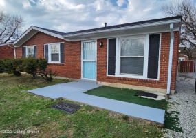 5207 Garden Green Way, Louisville, Kentucky 40218, 3 Bedrooms Bedrooms, 5 Rooms Rooms,1 BathroomBathrooms,Rental,For Rent,Garden Green,1653663