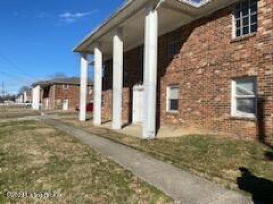 3113 Melody Acres Ln, Louisville, Kentucky 40216, ,Multifamily,For Sale,Melody Acres,1653715