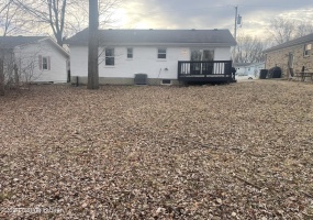 3929 Horne Ave, New Albany, Indiana 47150, 3 Bedrooms Bedrooms, 7 Rooms Rooms,2 BathroomsBathrooms,Rental,For Rent,Horne,1654235